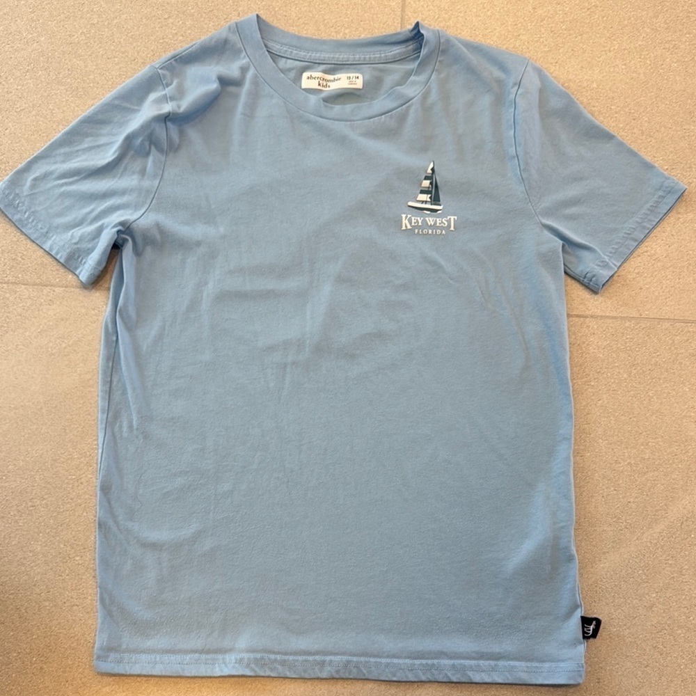 Abercrombie Kids Key West T-Shirt! - Picture 1 of 5
